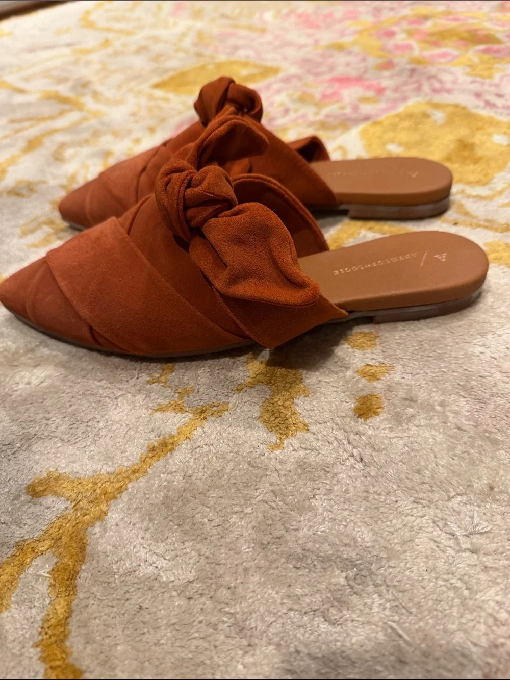 Anthropologie Rust Pointed Knot Mules - Picture 3 of 3